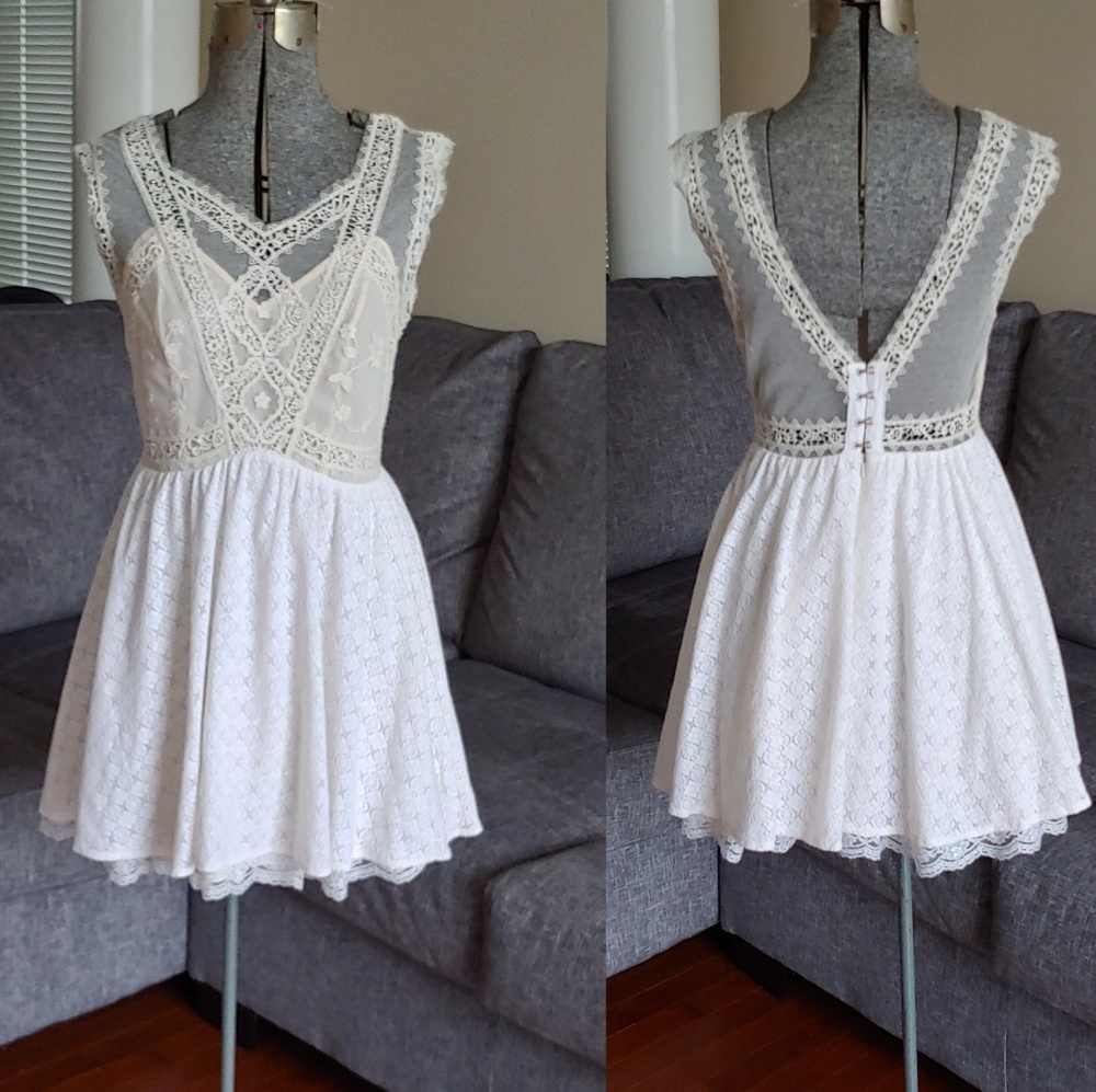 FREE PEOPLE lace intricated victorian dress RARE 2